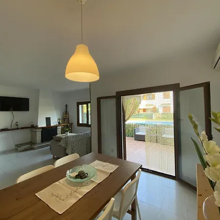 Casa Con Piscina - 6 Pers. - Hisp-7-109 *